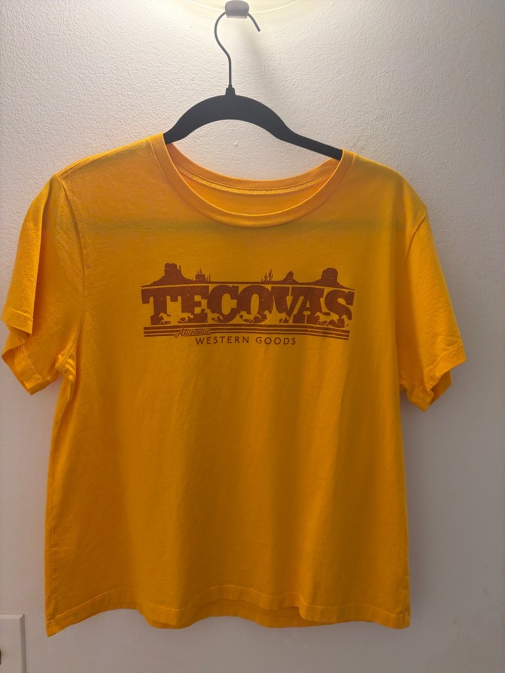 Tecovas Gold Graphic Tee with Maroon Logo